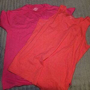 Arizona Jeans Co. Basic‎ Tank Top M Coral & Gildan T Shirt M Pink